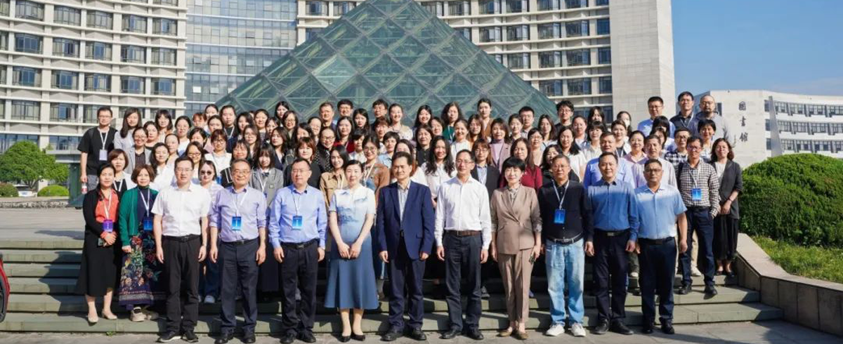 开云体育
成功举办第三届“...